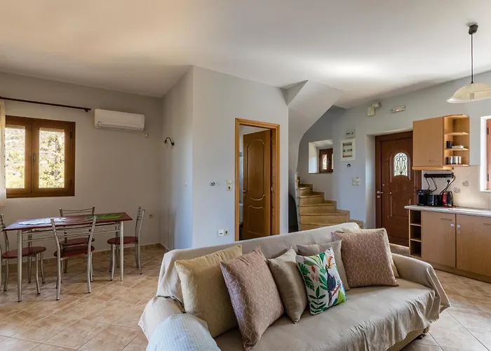 Chioureas Apartments