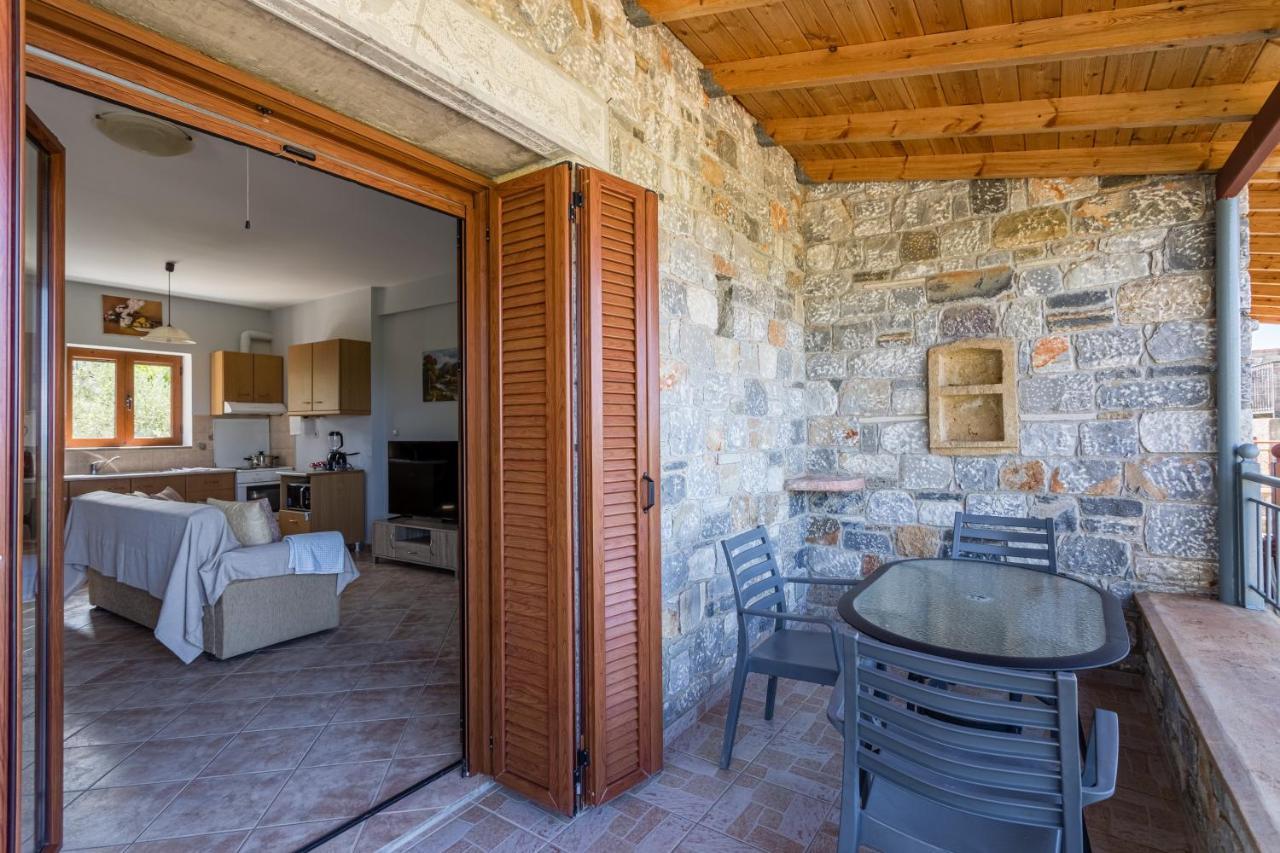 Apartment Chioureas Levktron
